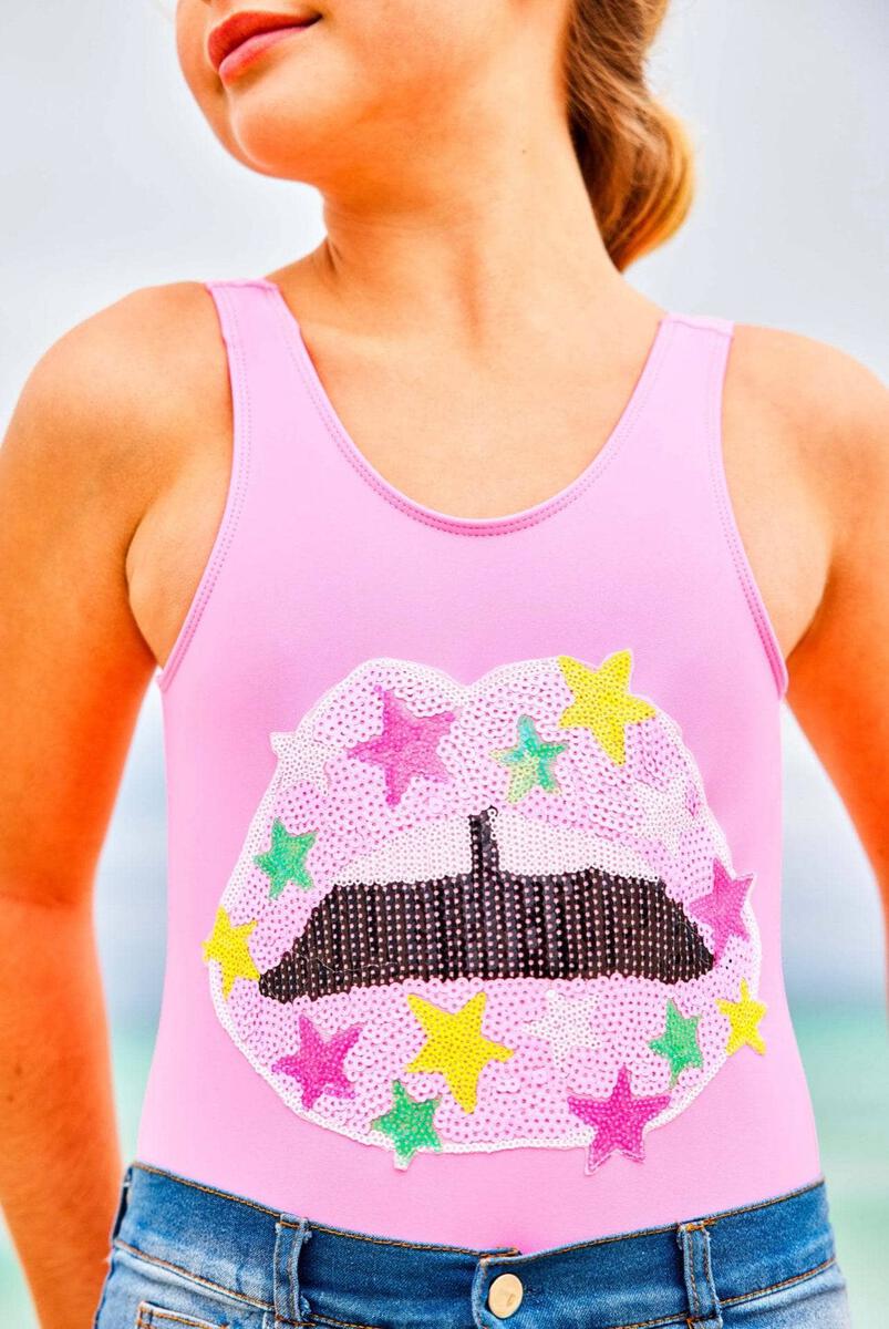 Star Lips Swim