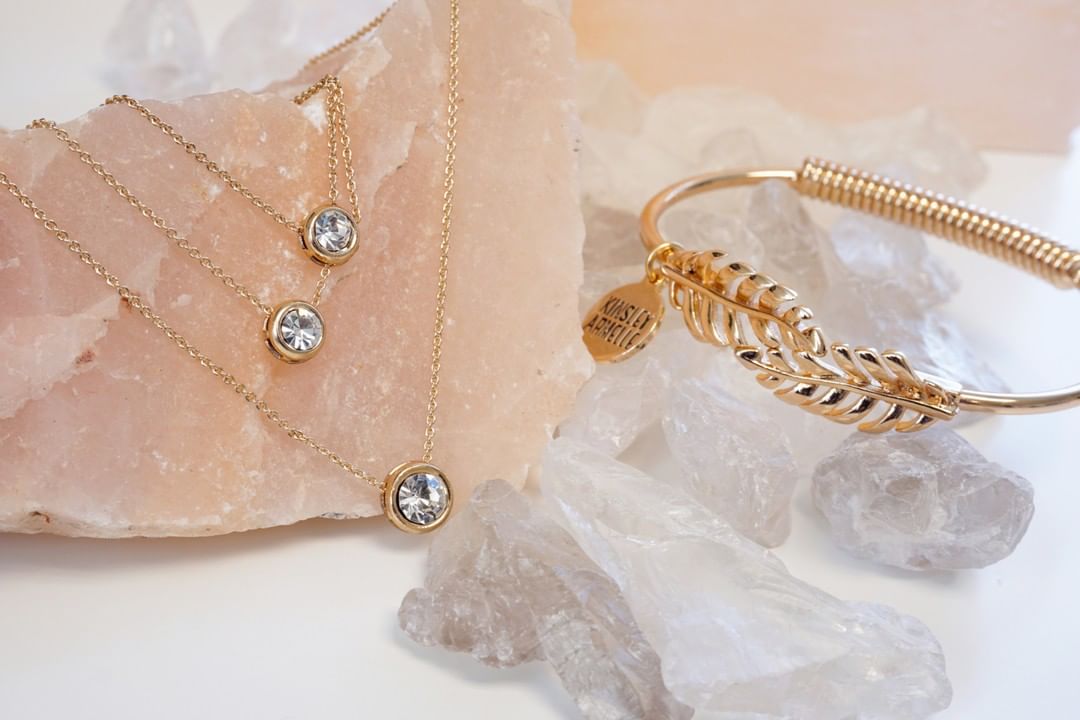 Kinsley Armelle Trinity Necklace