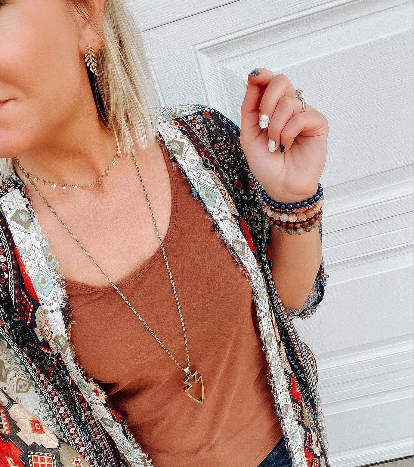 Kinsley Armelle Gold Arrowhead Necklace