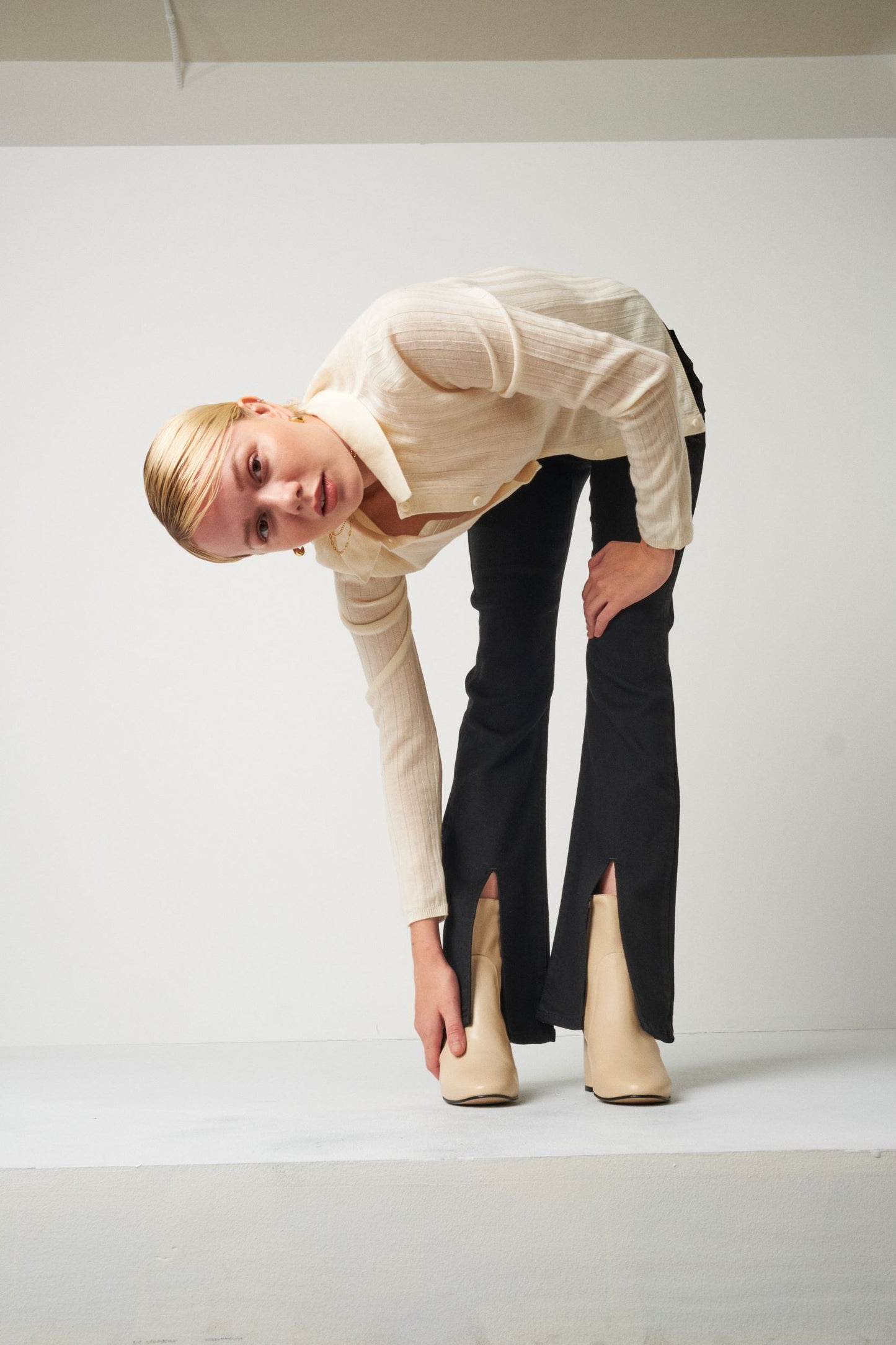 Long Slit Flare Jeans