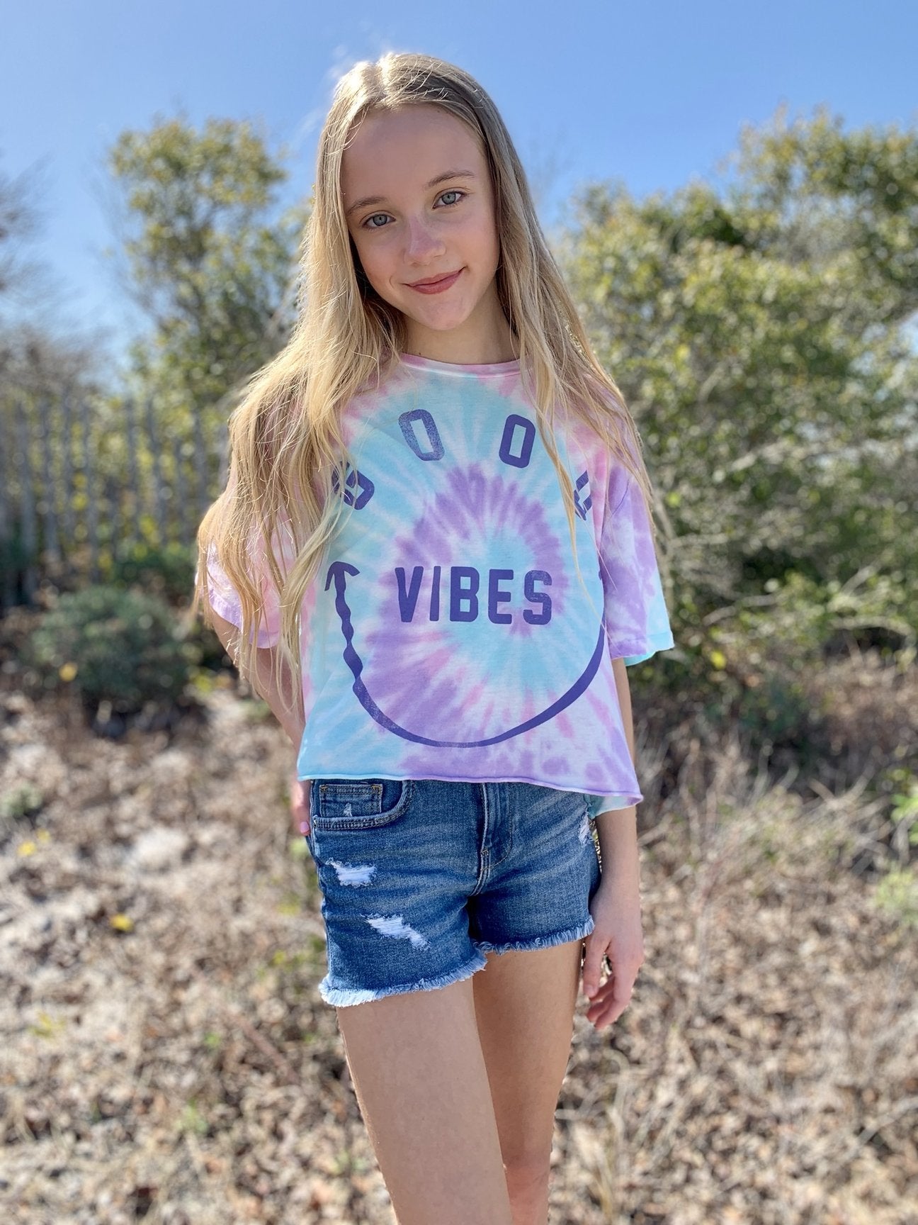 Good Vibes Slouch Tee